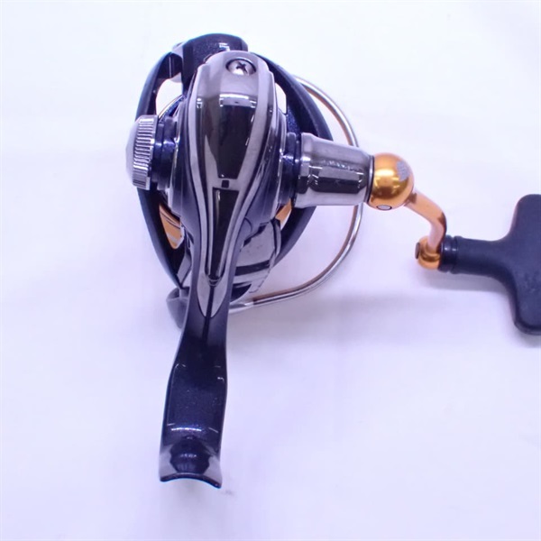 ２０レブロスＬＴ２５００ＳーＨ